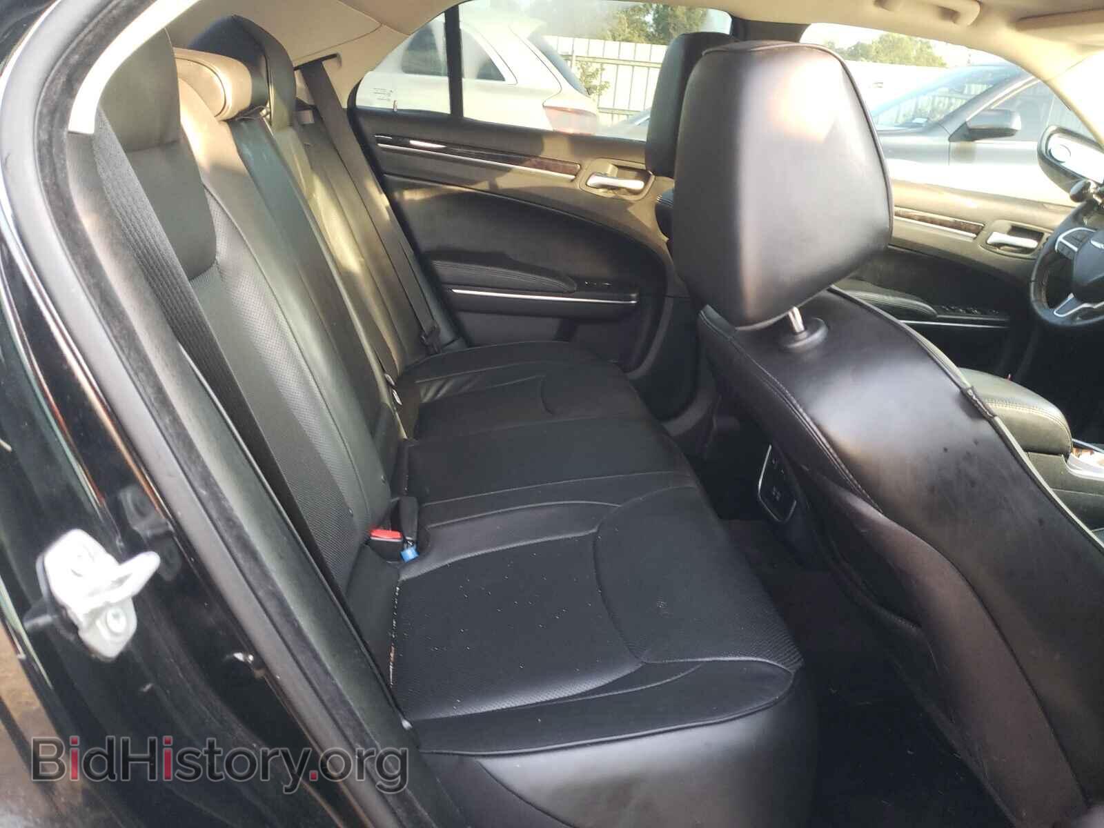 2016 CHRYSLER 300 - VIN: 2C3CCAEG2GH320530 - Фото 6