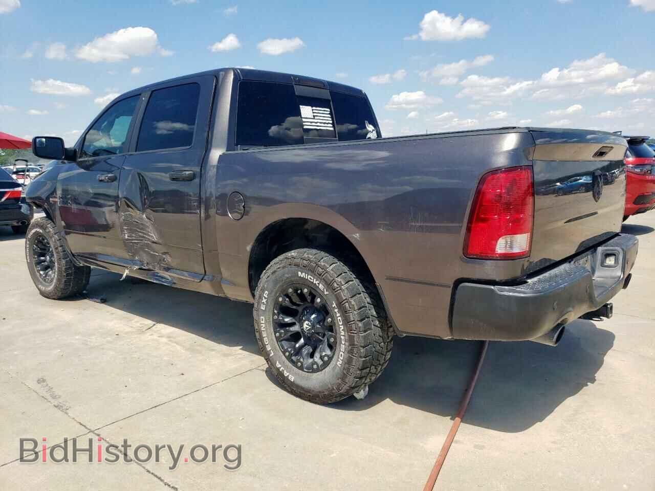 2016 RAM 1500 - VIN: 3C6RR6LT1GG288971 - Фото 2