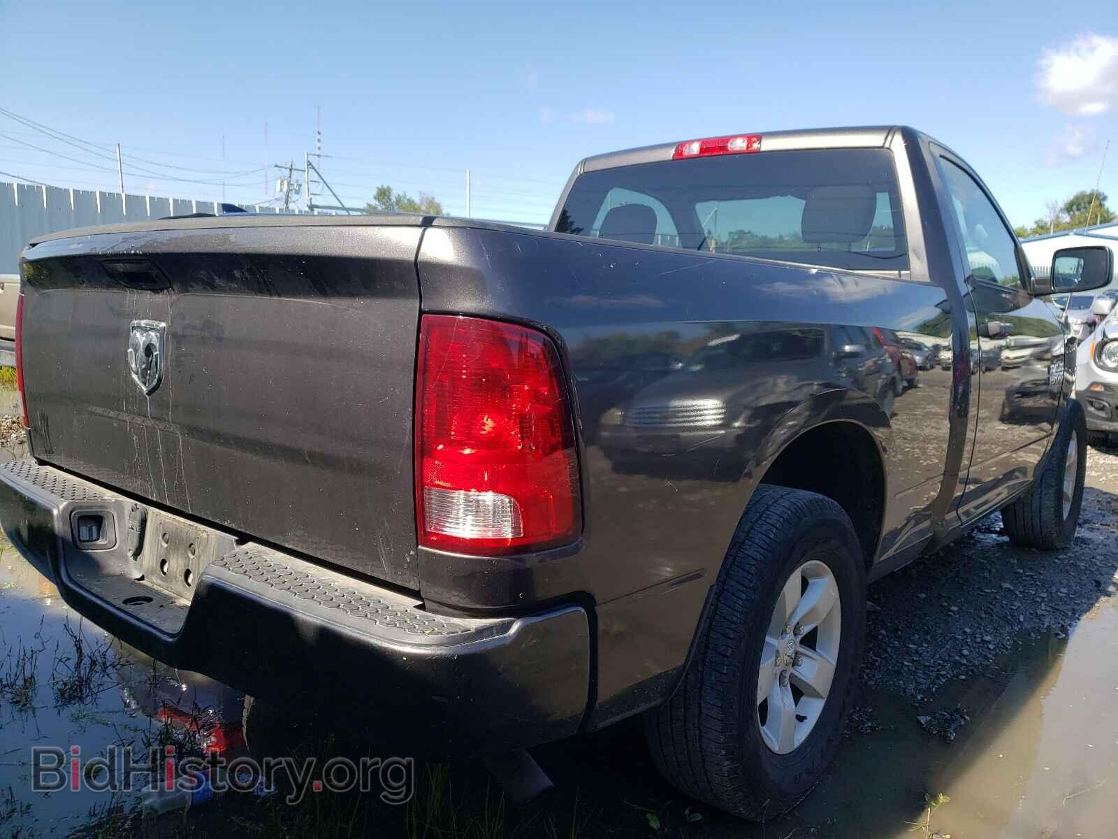 2017 RAM 1500 - VIN: 3C6JR6AG4HG668259 - Фото 4