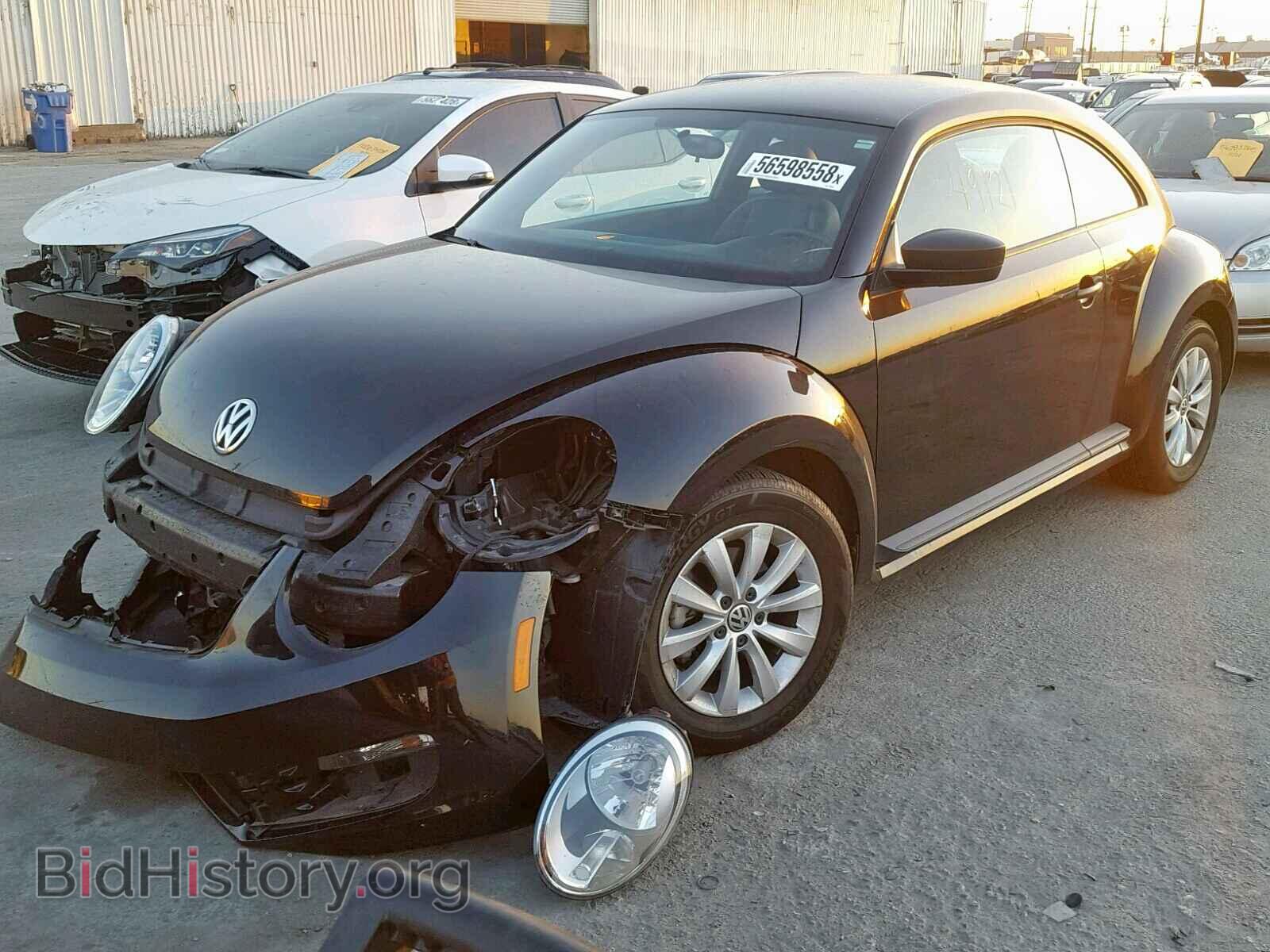 2015 VOLKSWAGEN BEETLE - VIN: 3VWF17AT9FM642857 - Фото 2