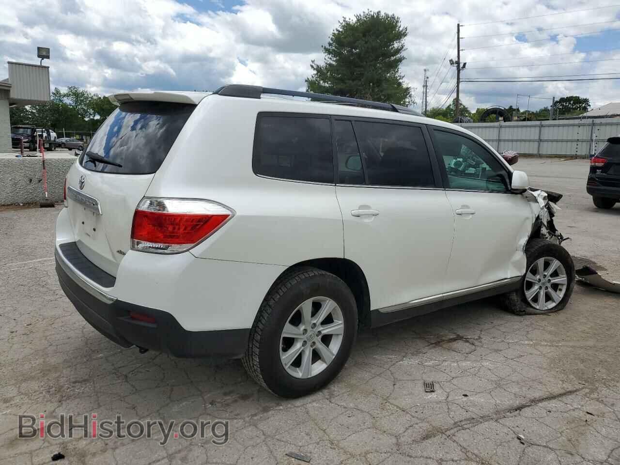 2013 TOYOTA HIGHLANDER - VIN: 5TDBK3EH5DS225228 - Фото 3