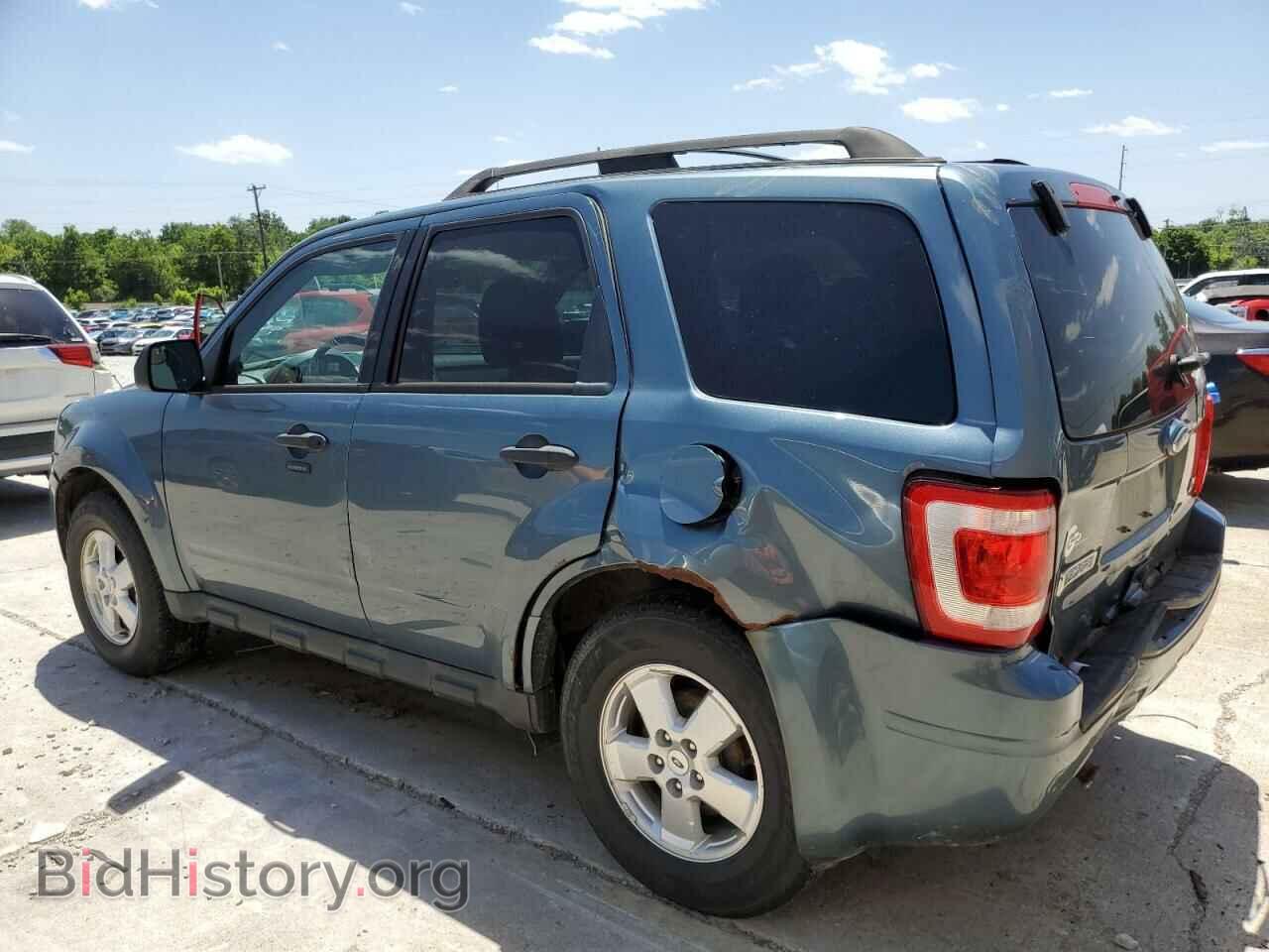2011 FORD ESCAPE - VIN: 1FMCU0DG3BKA63542 - Фото 2