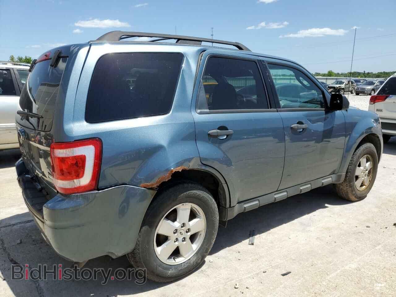 2011 FORD ESCAPE - VIN: 1FMCU0DG3BKA63542 - Фото 3
