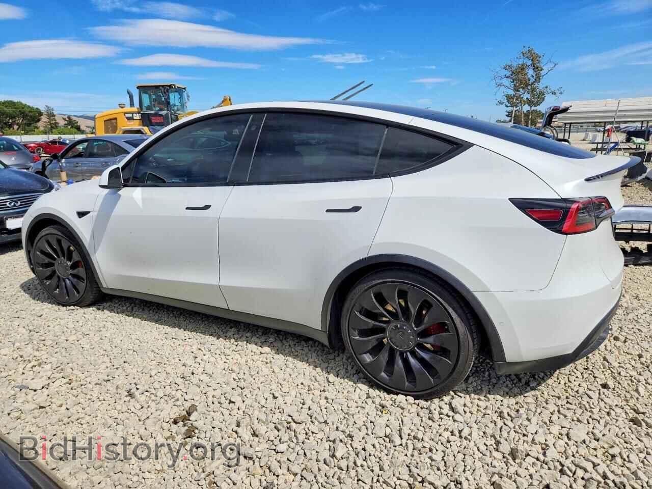 2022 TESLA MODEL Y - VIN: 7SAYGDEF9NF411282 - Фото 2