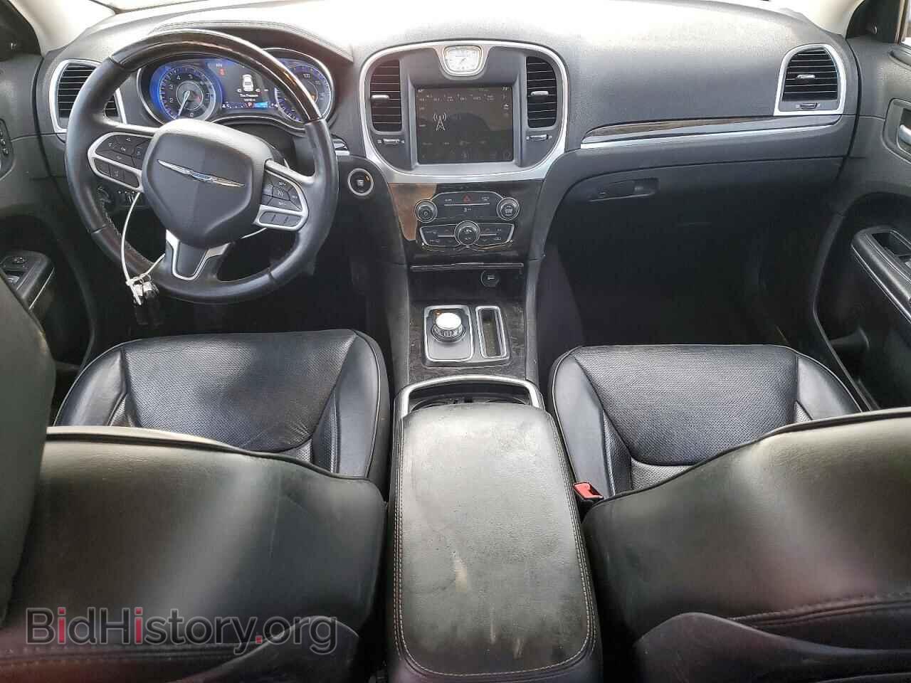 2017 CHRYSLER 300 - VIN: 2C3CCAKG6HH566602 - Фото 8
