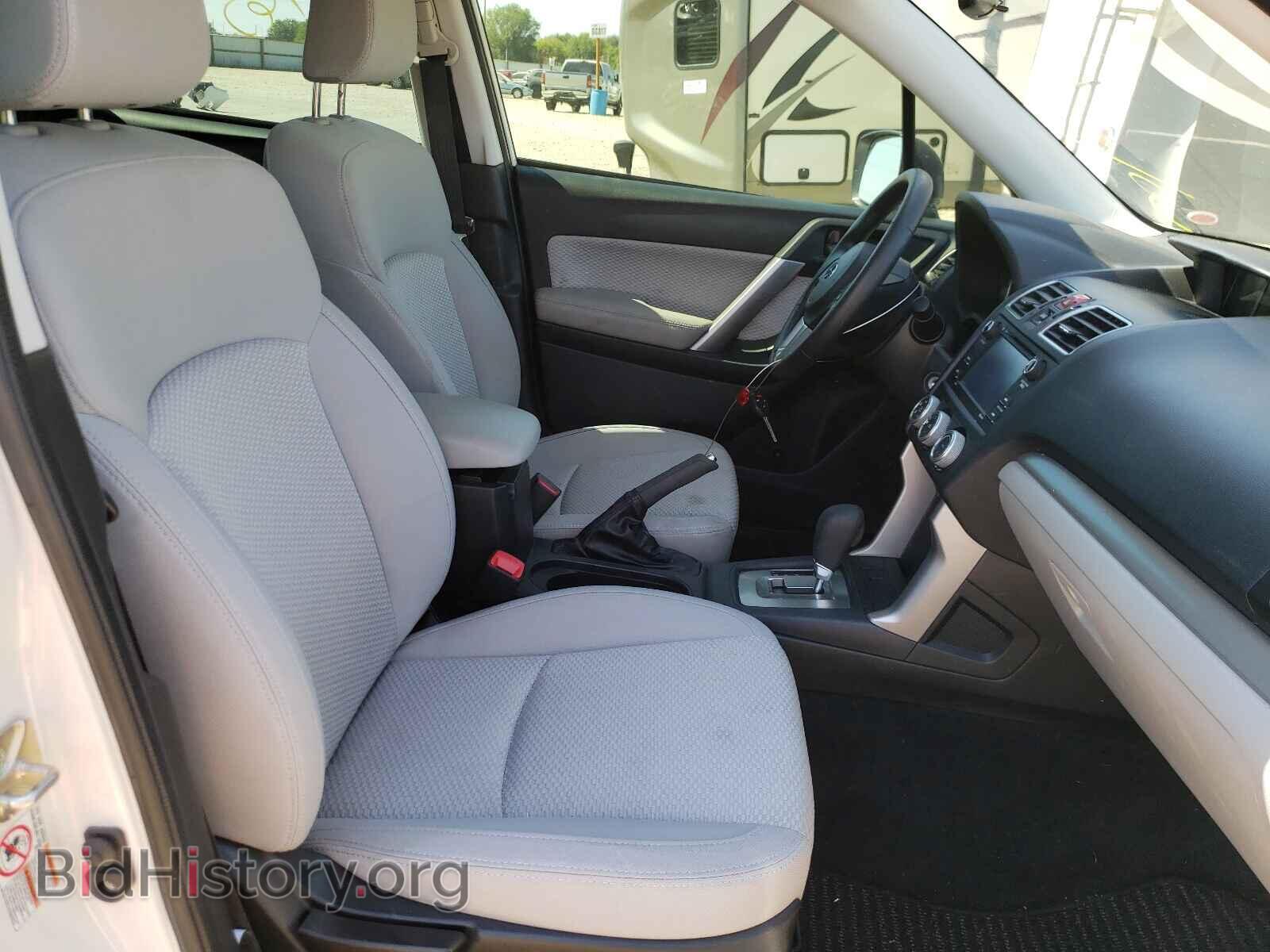 2017 SUBARU FORESTER - VIN: JF2SJABC5HH807048 - Фото 5