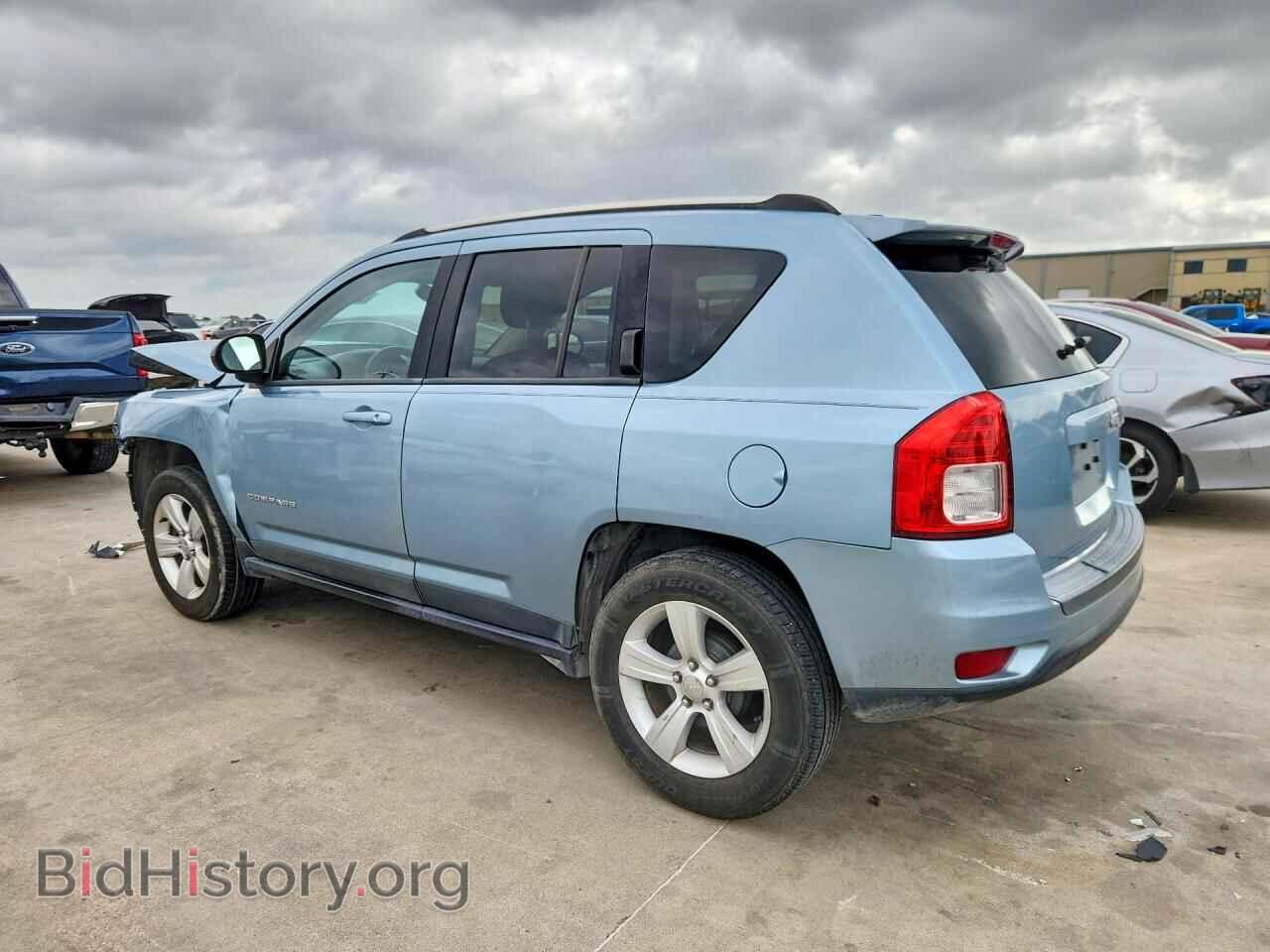 2013 JEEP COMPASS - VIN: 1C4NJCEB1DD210989 - Photo 2