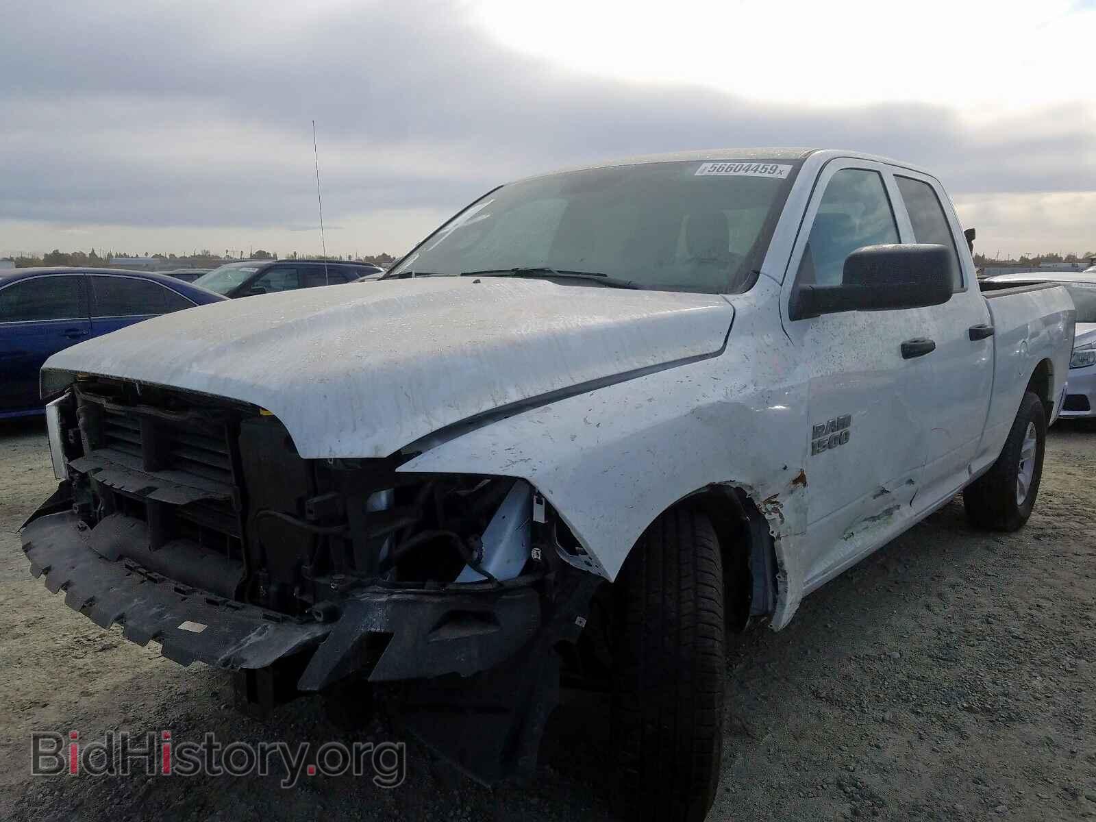 2018 RAM 1500 ST - VIN: 1C6RR6FG9JS139657 - Фото 2