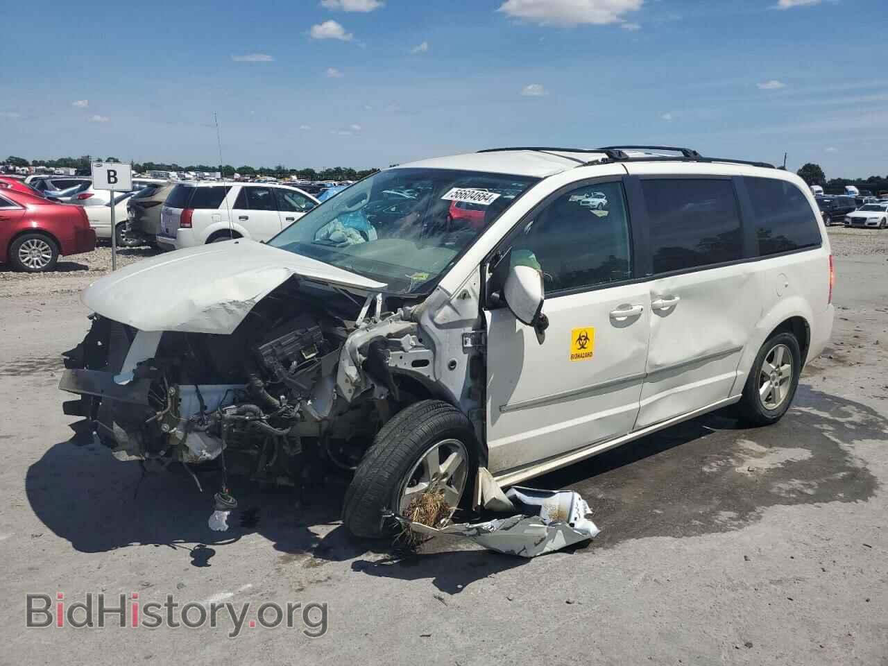 Photo 2D4RN5D16AR489765 - DODGE CARAVAN 2010