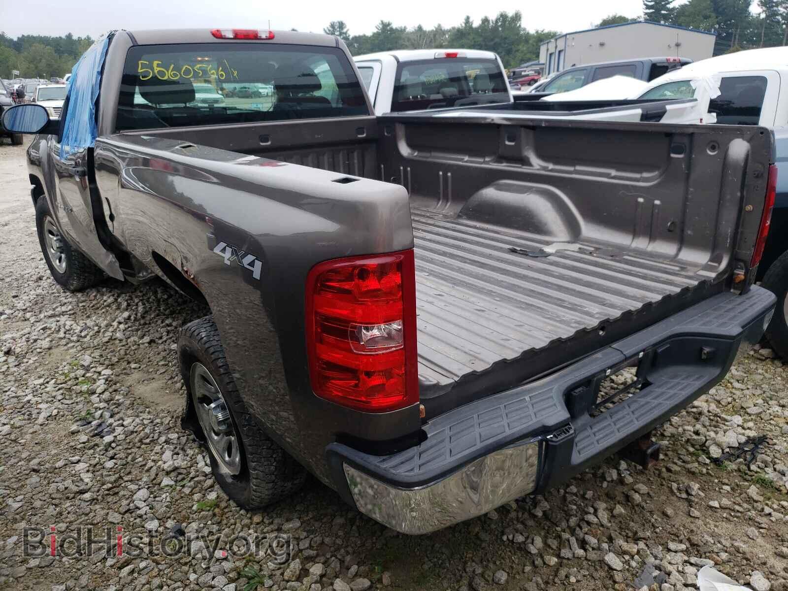 2012 CHEVROLET SILVERADO - VIN: 1GCNKPEA0CZ168666 - Фото 3