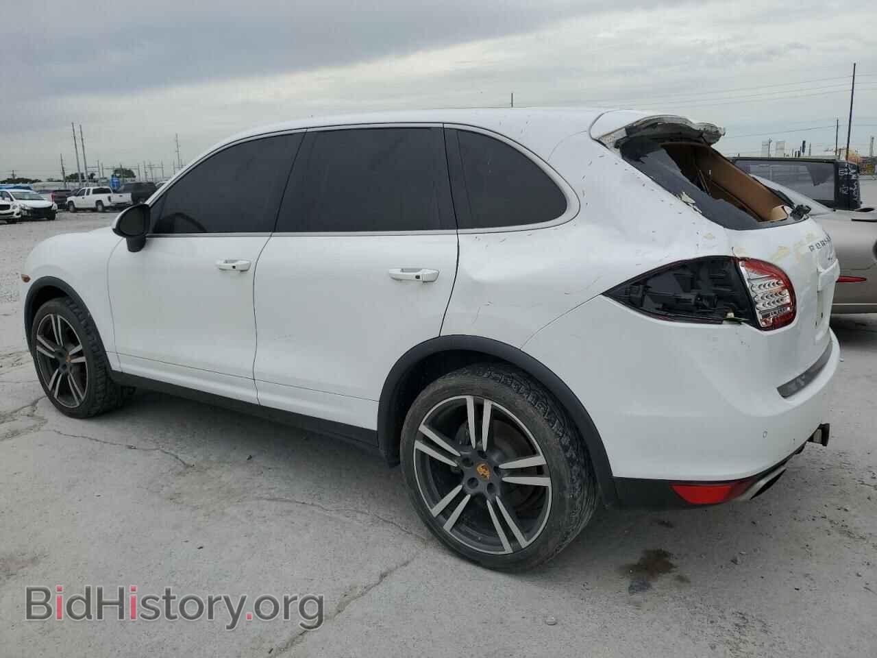 2014 PORSCHE CAYENNE - VIN: WP1AA2A25ELA93700 - Фото 2