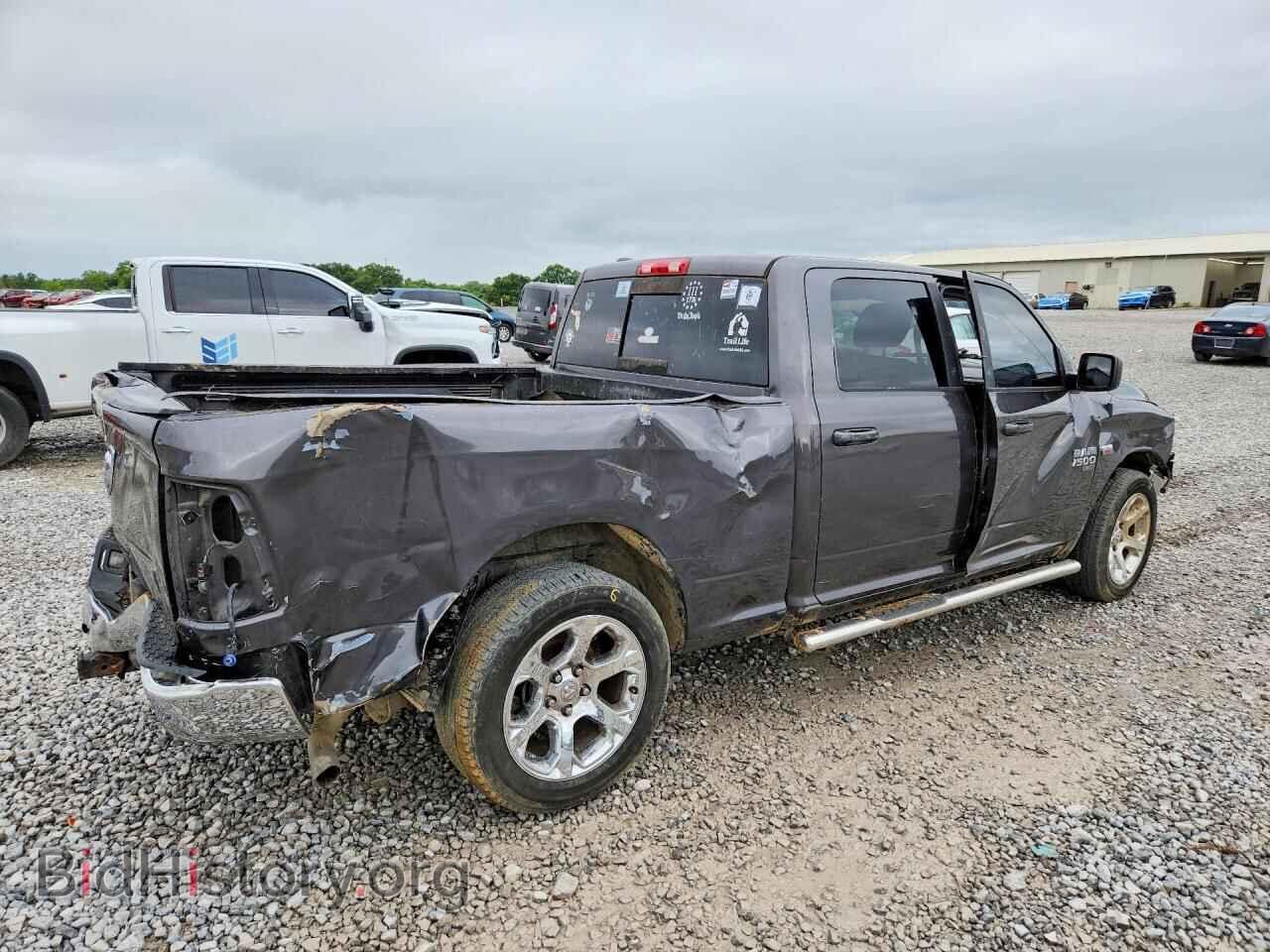 2019 RAM 1500 - VIN: 1C6RR6TT2KS608641 - Photo 3