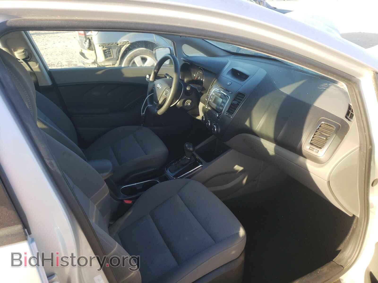 2017 KIA FORTE - VIN: 3KPFK4A71HE087207 - Photo 5