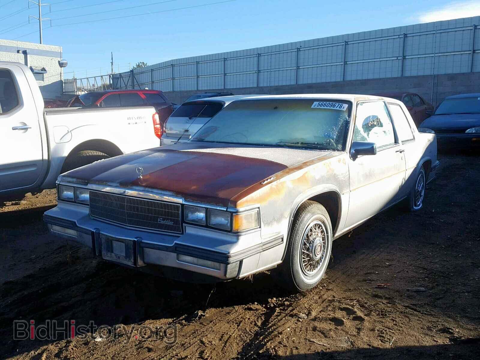 1985 CADILLAC DEVILLE - VIN: 1G6CD4783F4255248 - Фото 2