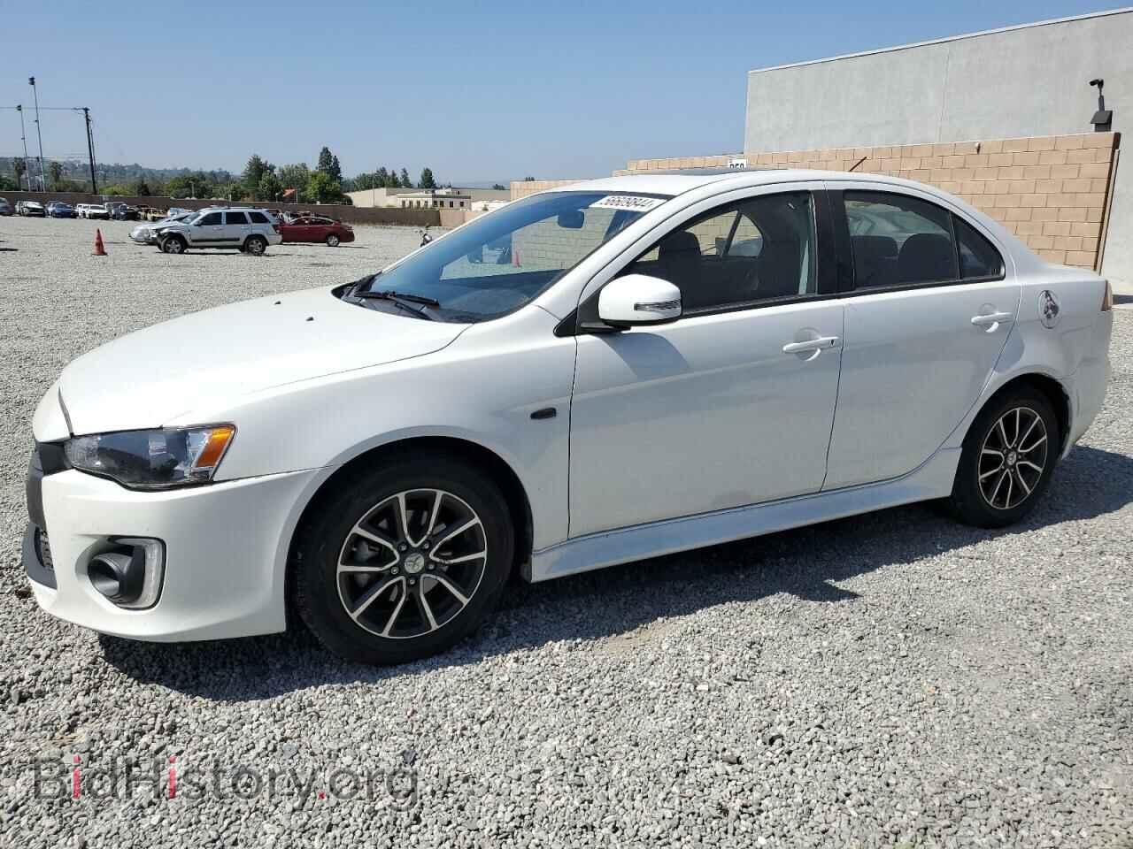 Photo JA32U2FU9HU013108 - MITSUBISHI LANCER 2017