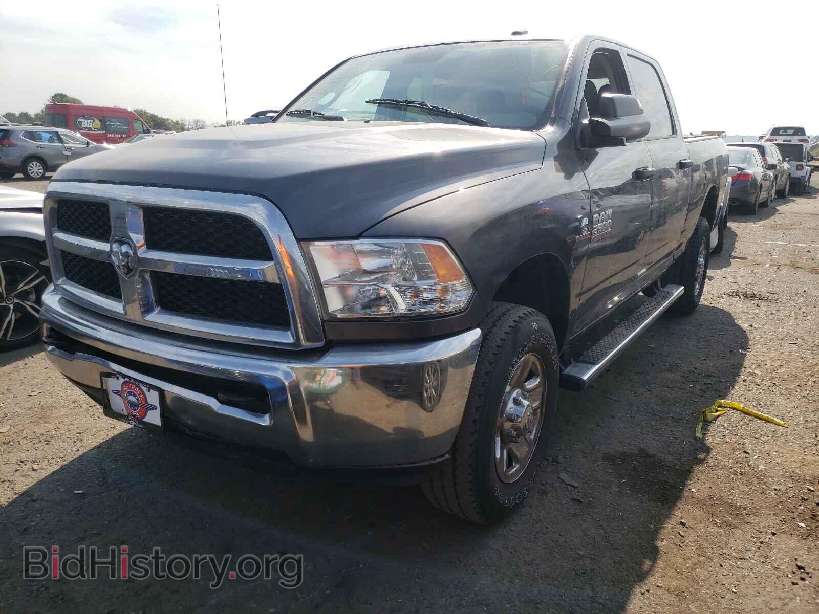 2018 RAM 2500 - VIN: 3C6UR5CL5JG416625 - Фото 2