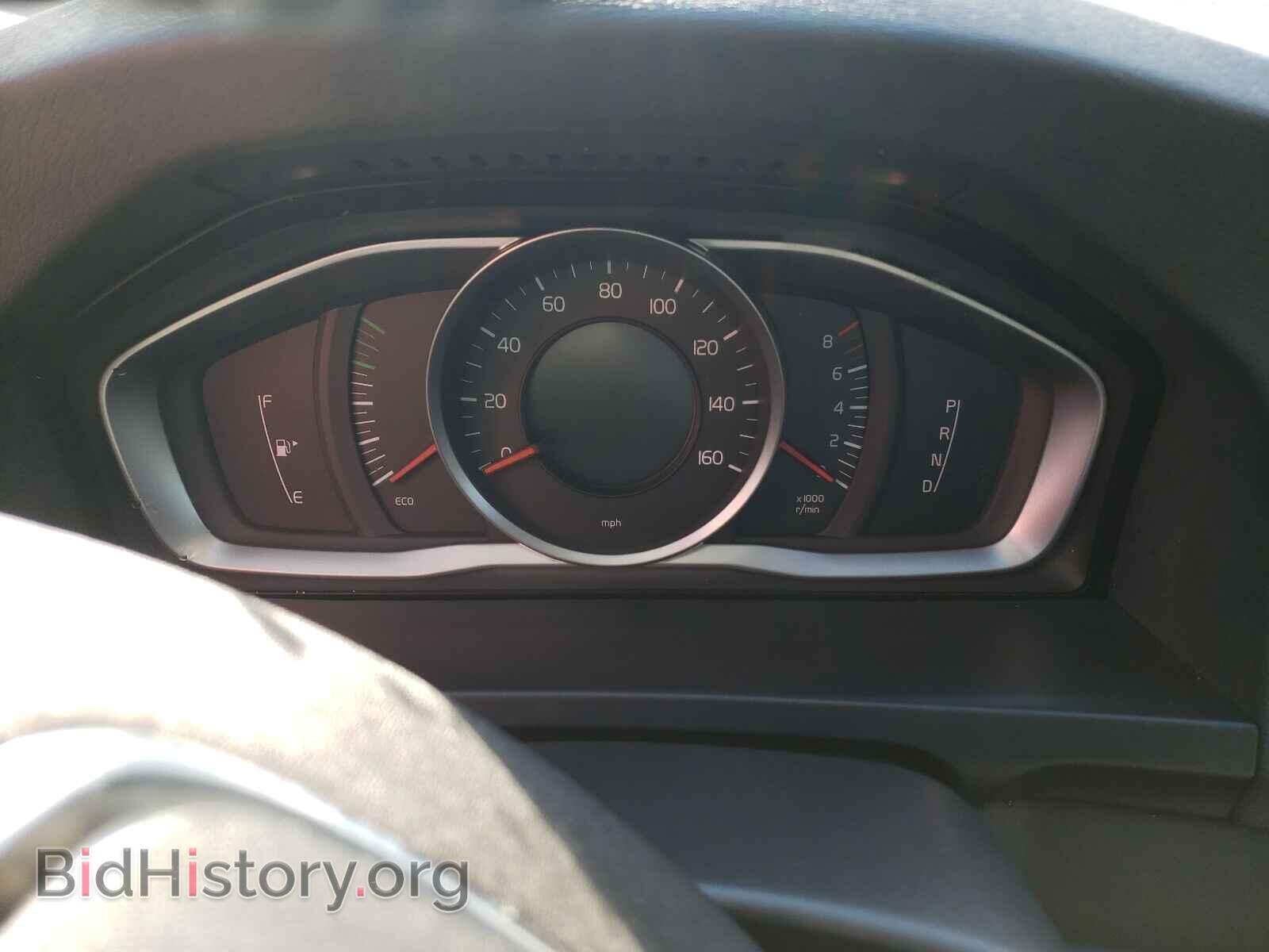 2017 VOLVO S60 - VIN: YV126MFL2H2437007 - Фото 8