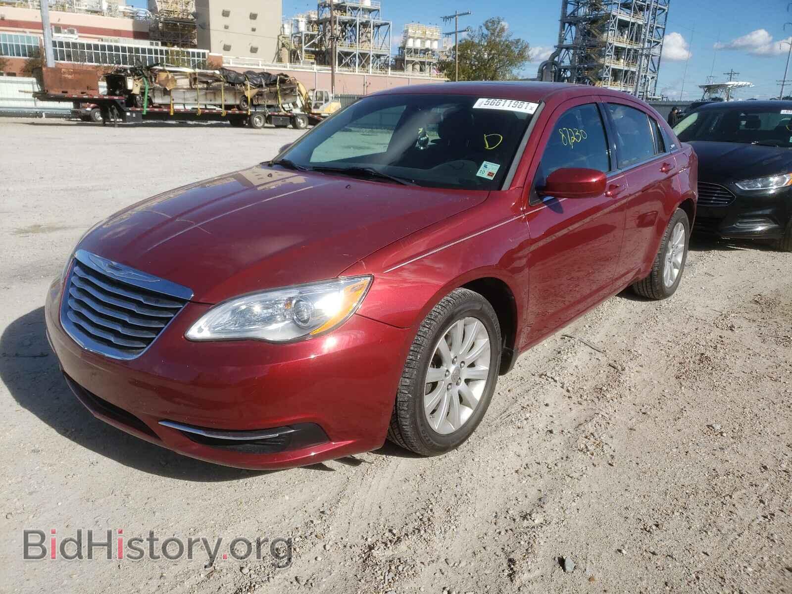 2011 CHRYSLER 200 - VIN: 1C3BC1FB6BN594375 - Фото 2