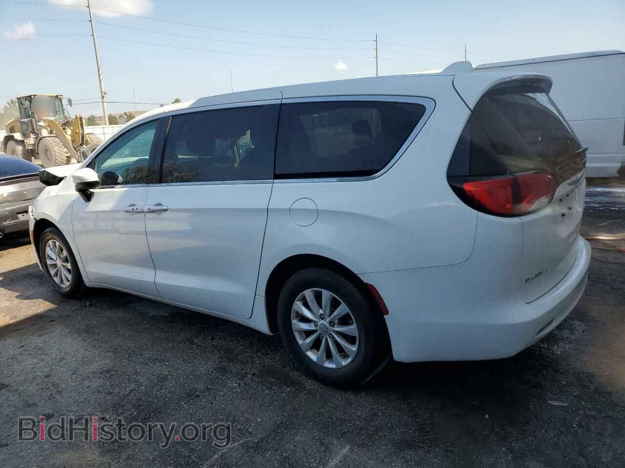 2017 CHRYSLER PACIFICA - VIN: 2C4RC1DG1HR521144 - Photo 2
