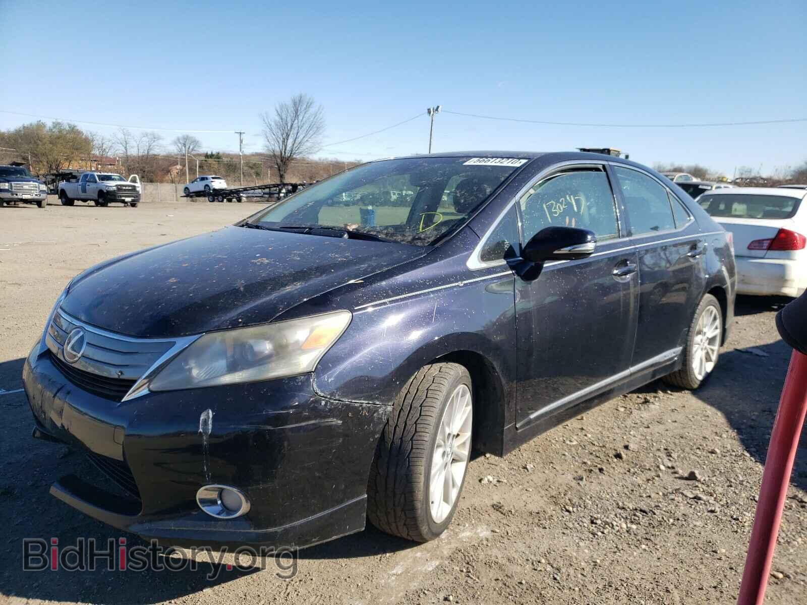 2010 LEXUS HS - VIN: JTHBB1BA8A2010973 - Photo 2