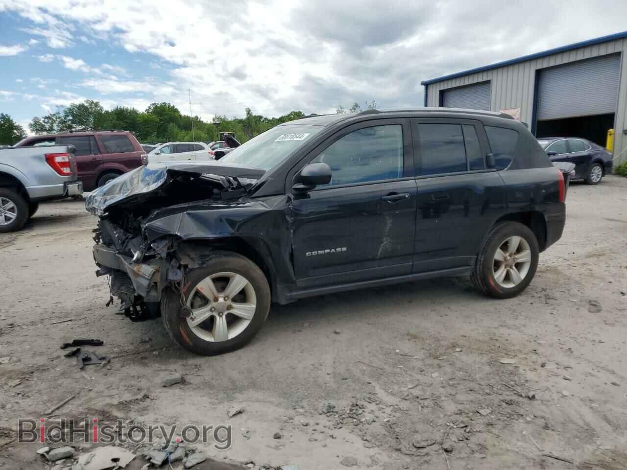 Фотография 1C4NJDBB2HD107080 - JEEP COMPASS 2017