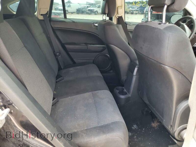 2011 Dodge CALIBER (VIN 1B3CB3HA0BD227305) — photo 6 of 10