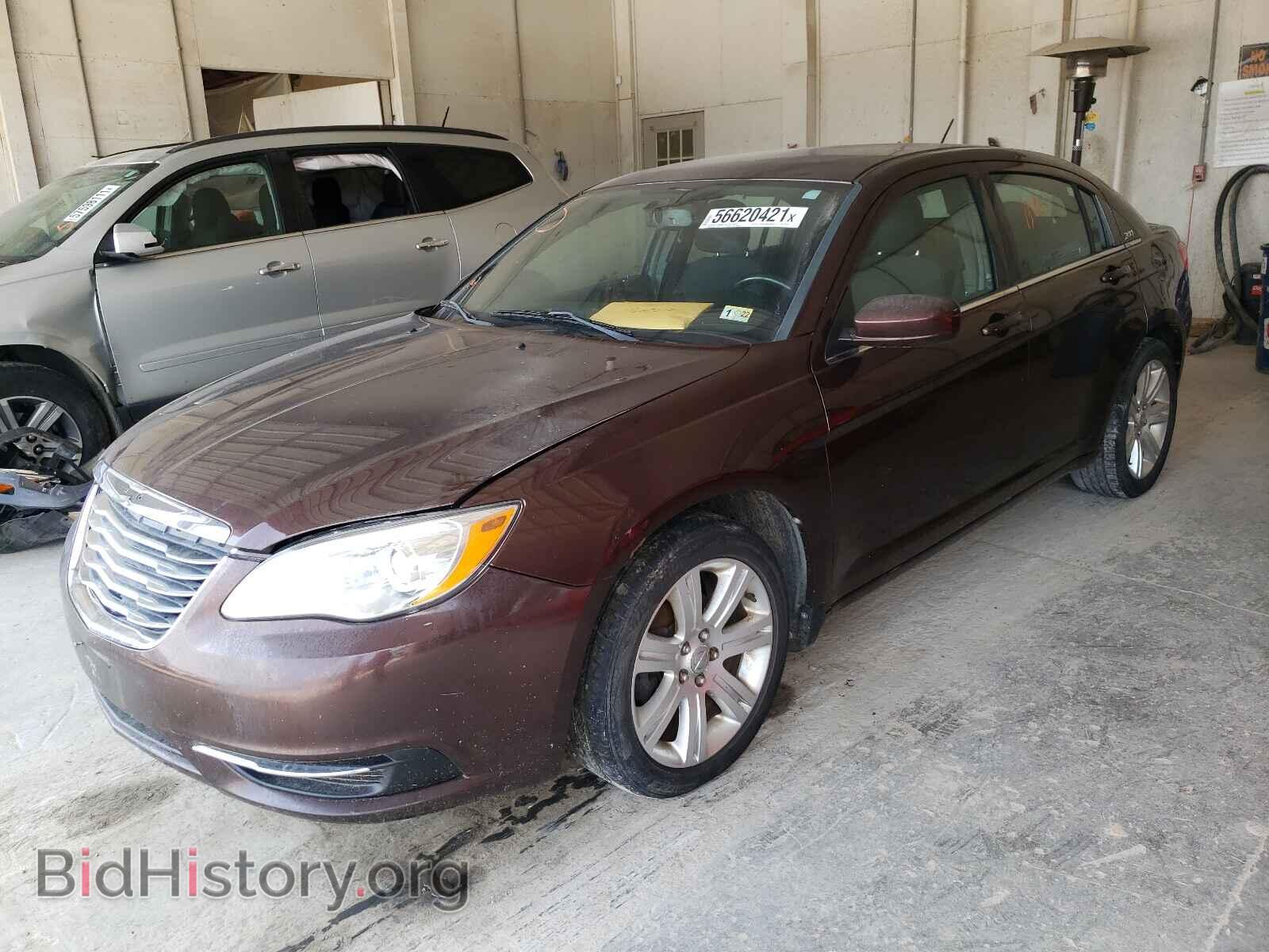 2013 CHRYSLER 200 - VIN: 1C3CCBBB1DN600523 - Фото 2