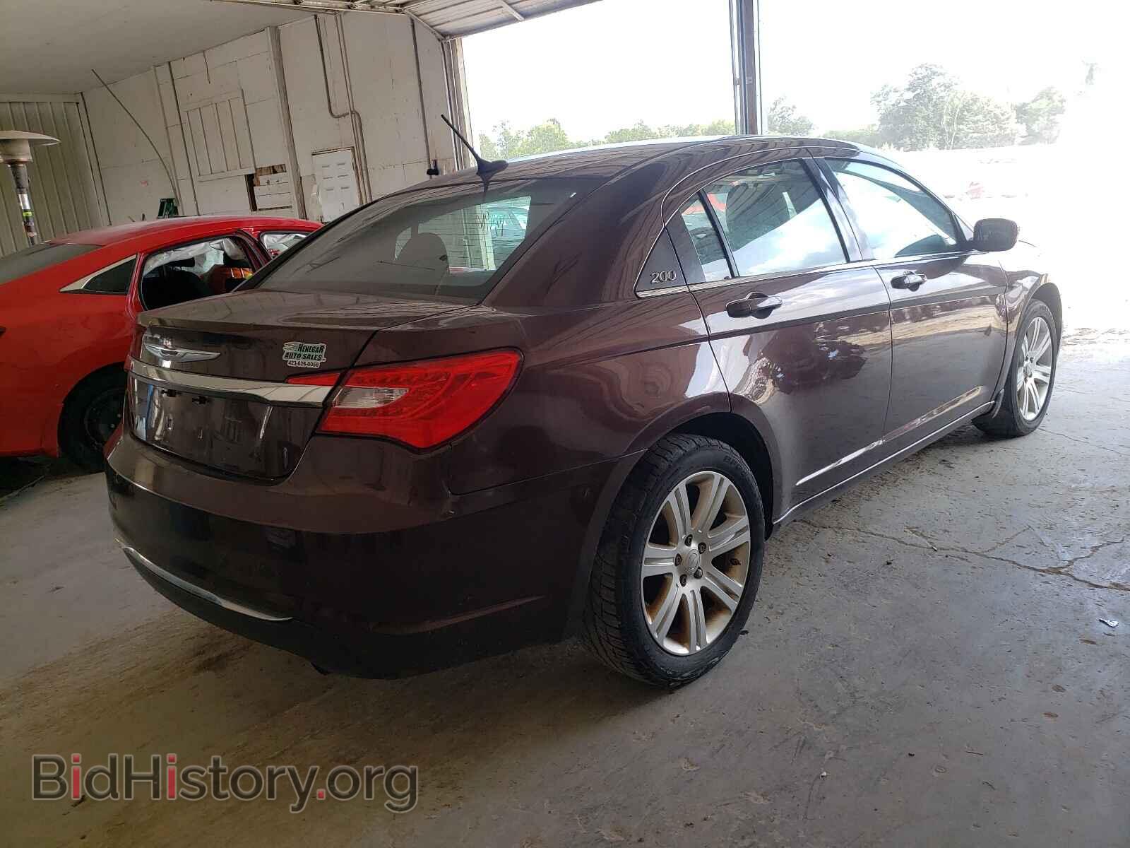 2013 CHRYSLER 200 - VIN: 1C3CCBBB1DN600523 - Фото 4