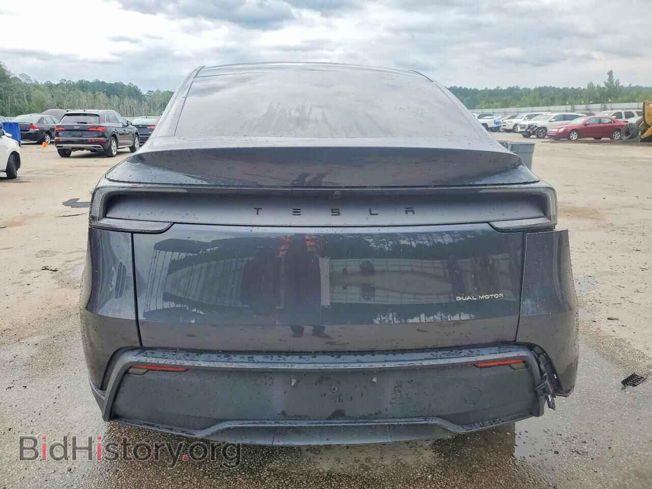 2026 TESLA MODEL Y - VIN: 7SAYGDEE2TA409598 - Photo 6