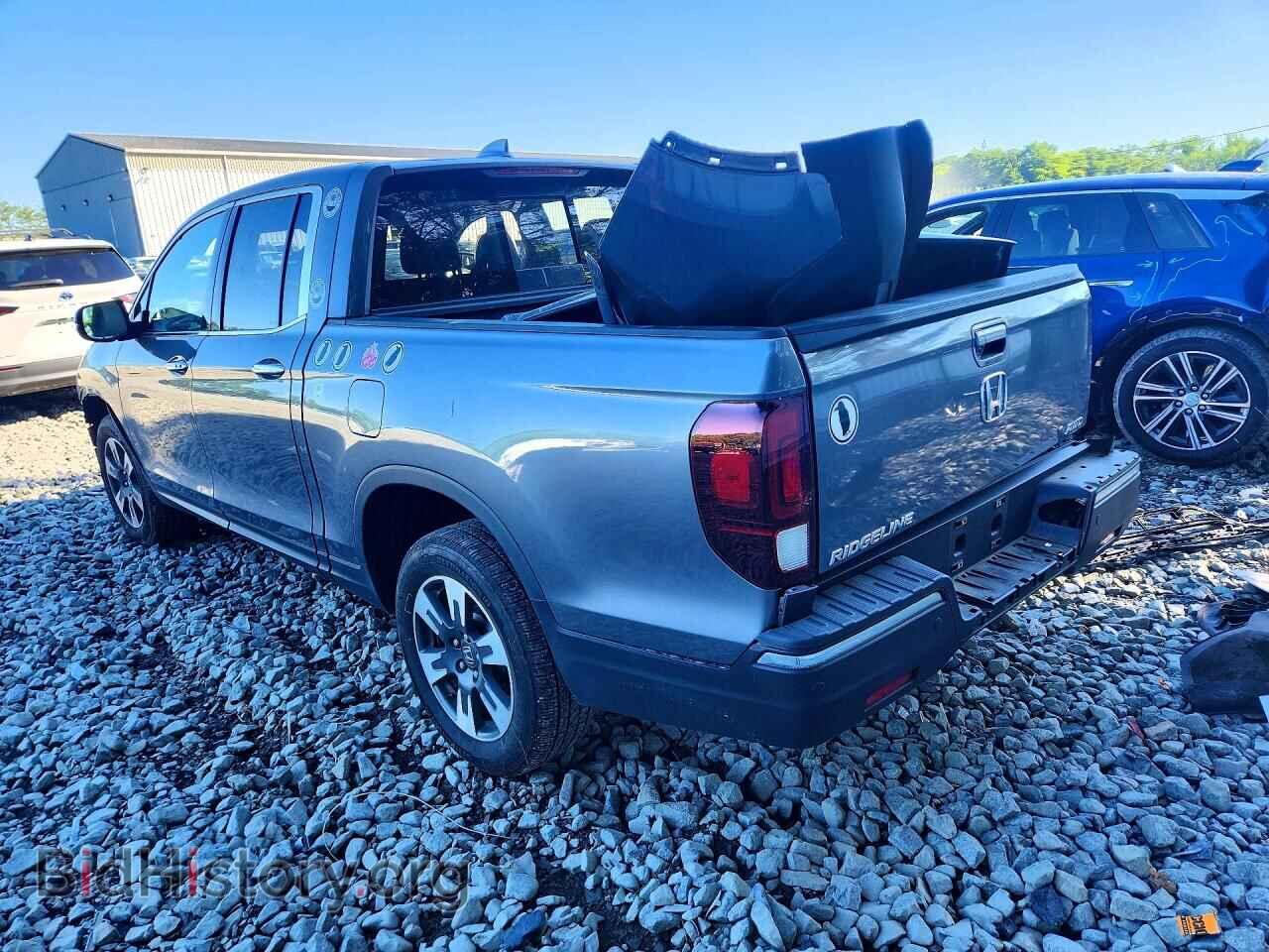 2019 HONDA RIDGELINE - VIN: 5FPYK3F72KB030504 - Photo 2