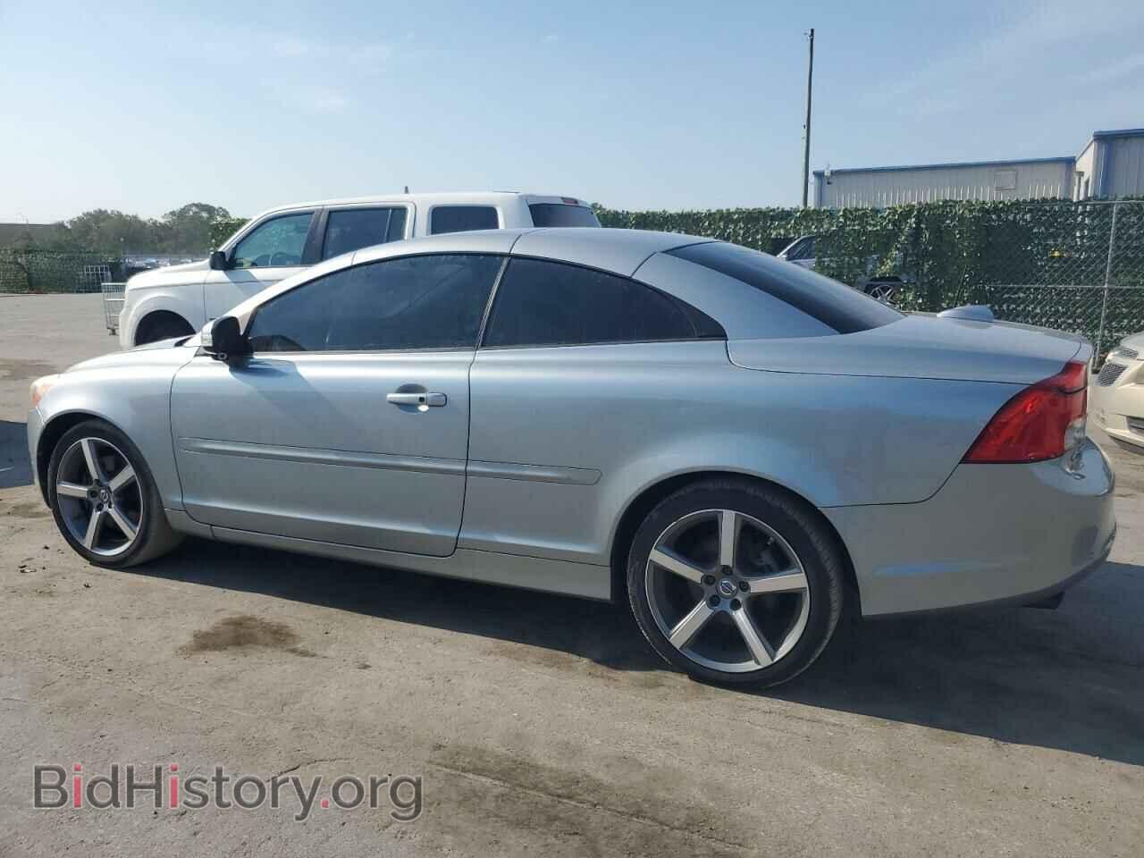 2012 VOLVO C70 - VIN: YV1672MCXCJ124145 - Фото 2