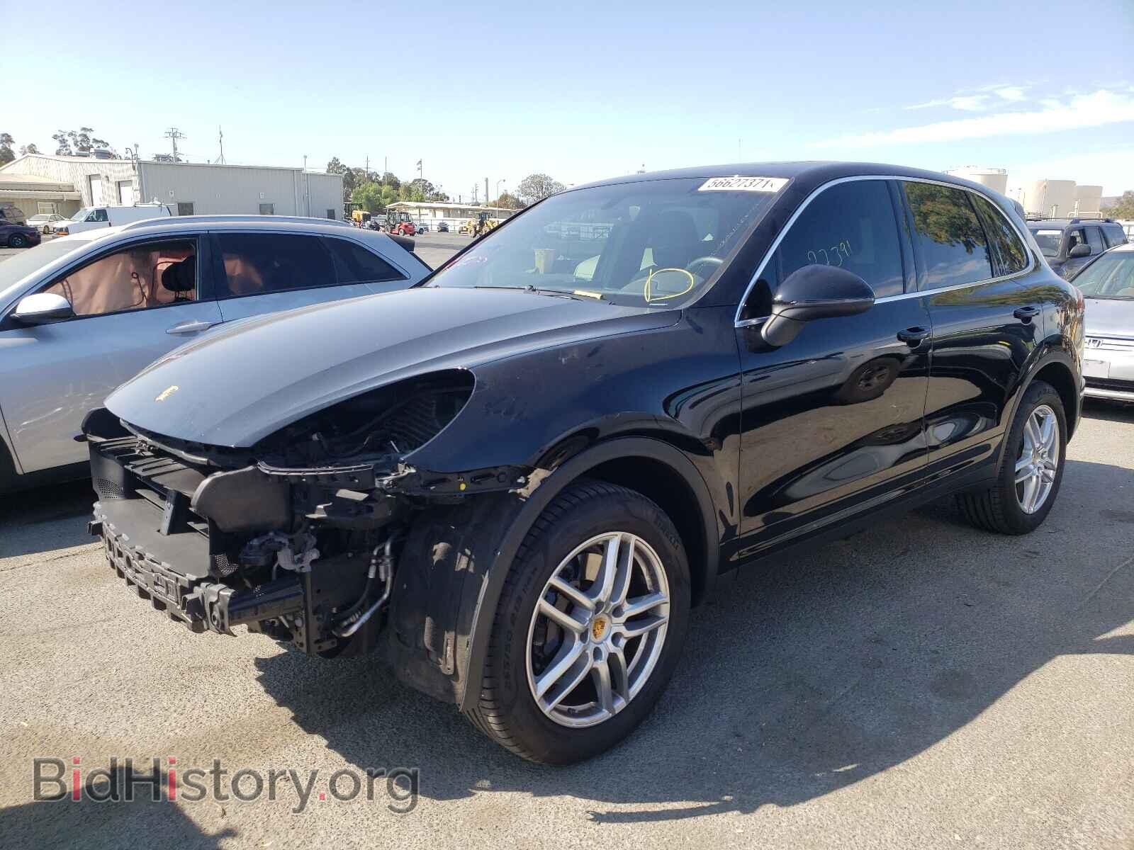2016 PORSCHE CAYENNE - VIN: WP1AA2A29GLA08375 - Photo 2