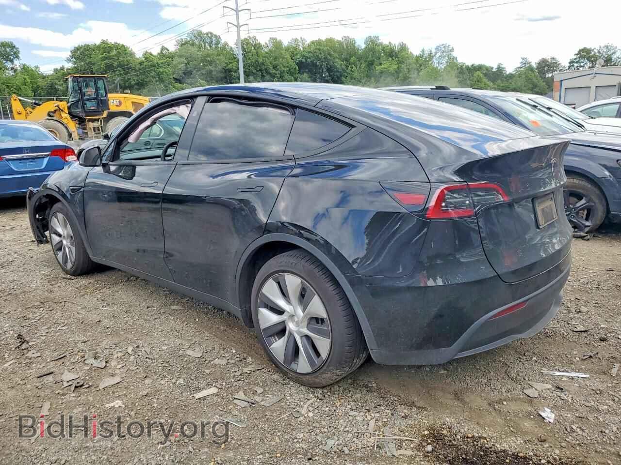 2023 TESLA MODEL Y - VIN: 7SAYGDED2PF934077 - Фото 2