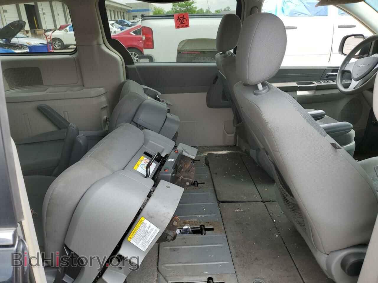 2009 CHRYSLER MINIVAN - VIN: 2A8HR44E59R647933 - Фото 10
