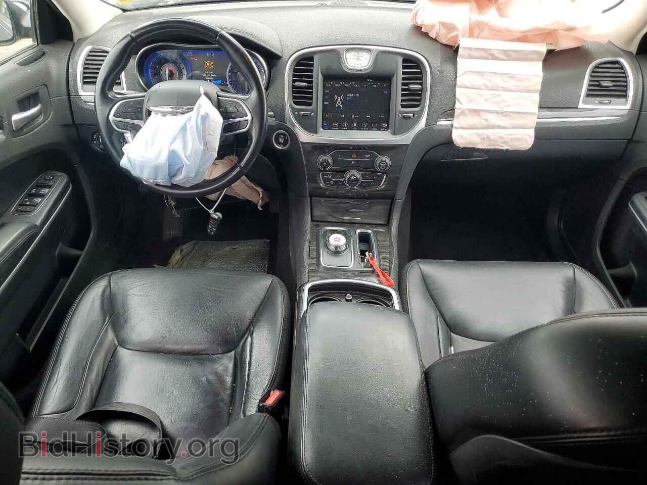 2018 CHRYSLER 300 - VIN: 2C3CCAAGXJH326086 - Фото 8