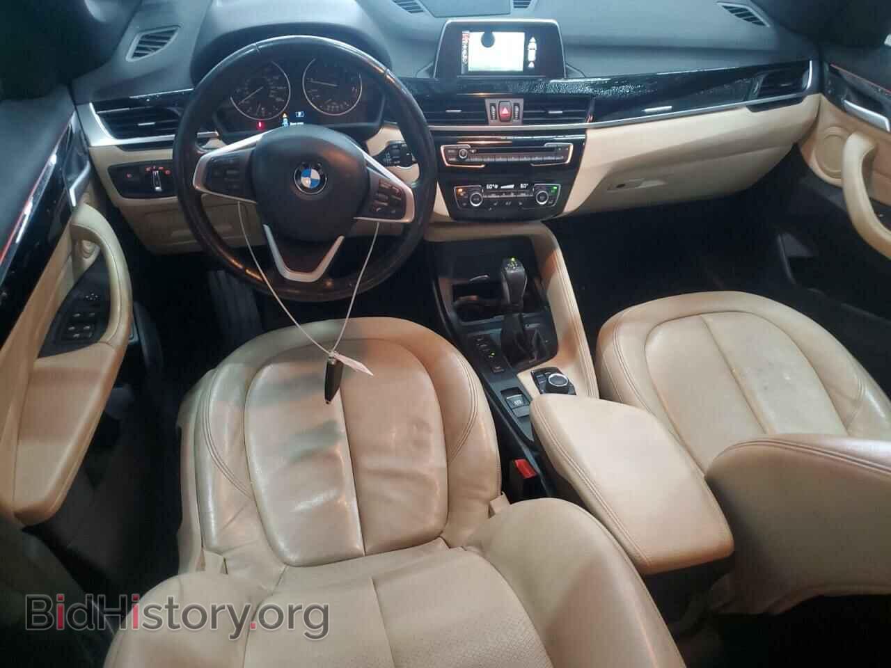 2017 BMW X1 - VIN: WBXHT3C36H5F80649 - Фото 8