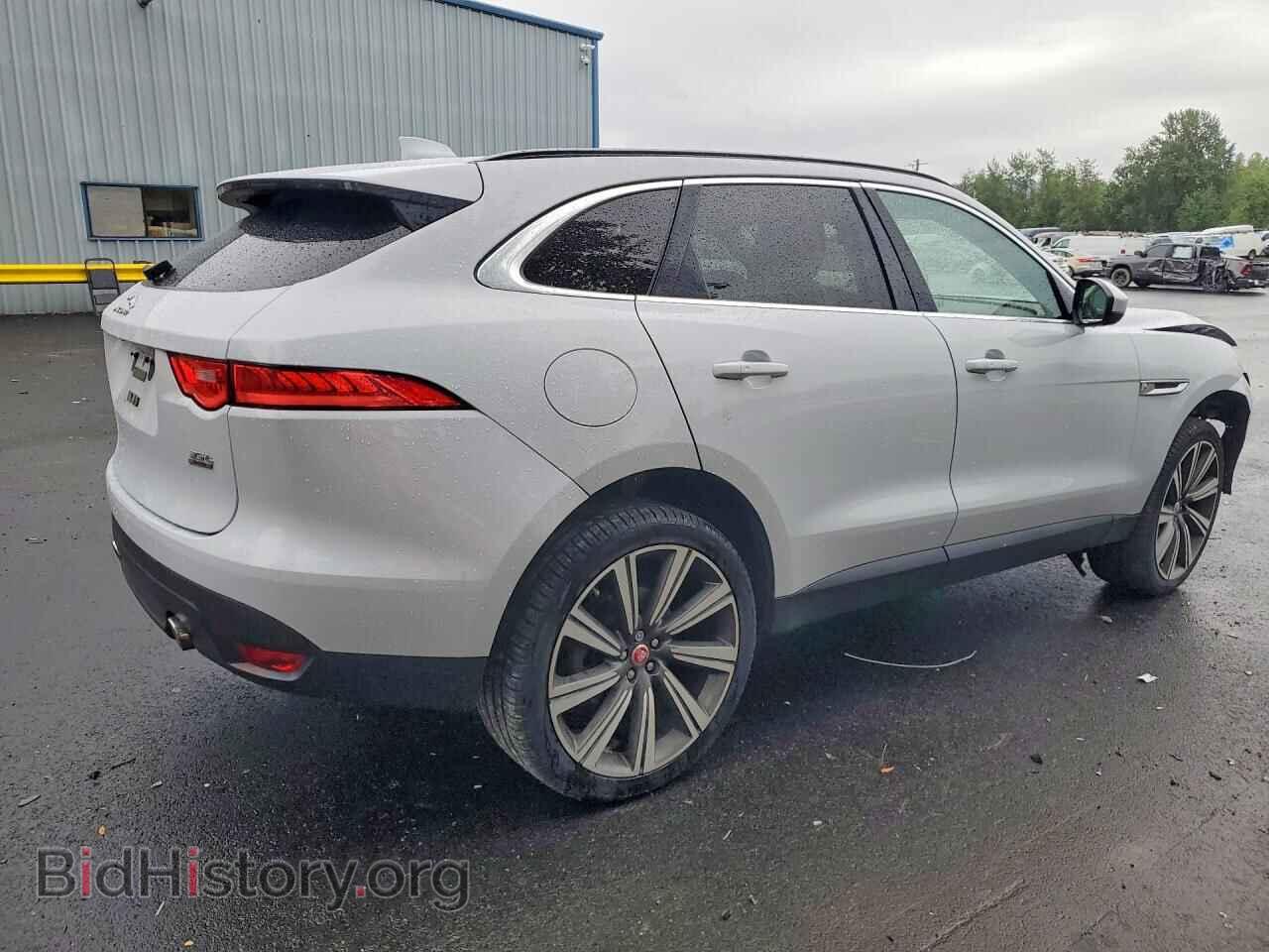 2017 JAGUAR F-PACE - VIN: SADCK2BV5HA884779 - Photo 3