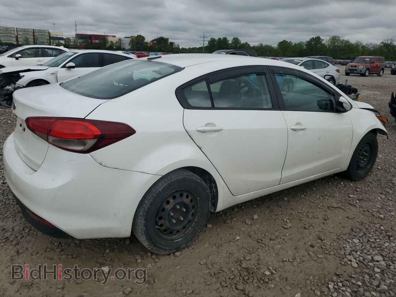 2017 KIA FORTE - VIN: 3KPFL4A75HE142643 - Фото 3