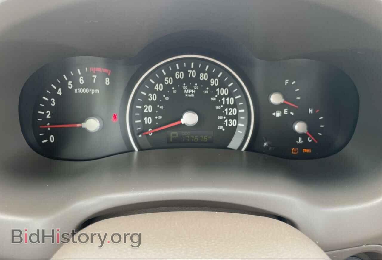 2011 KIA All Models - VIN: KNDMG4C70B6365081 - Фото 8