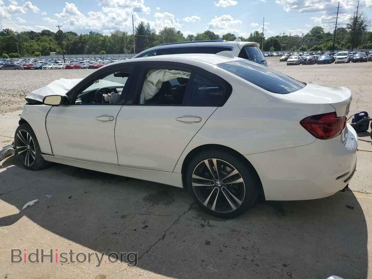 2018 BMW 3 SERIES - VIN: WBA8D9C54JEB35313 - Фото 2