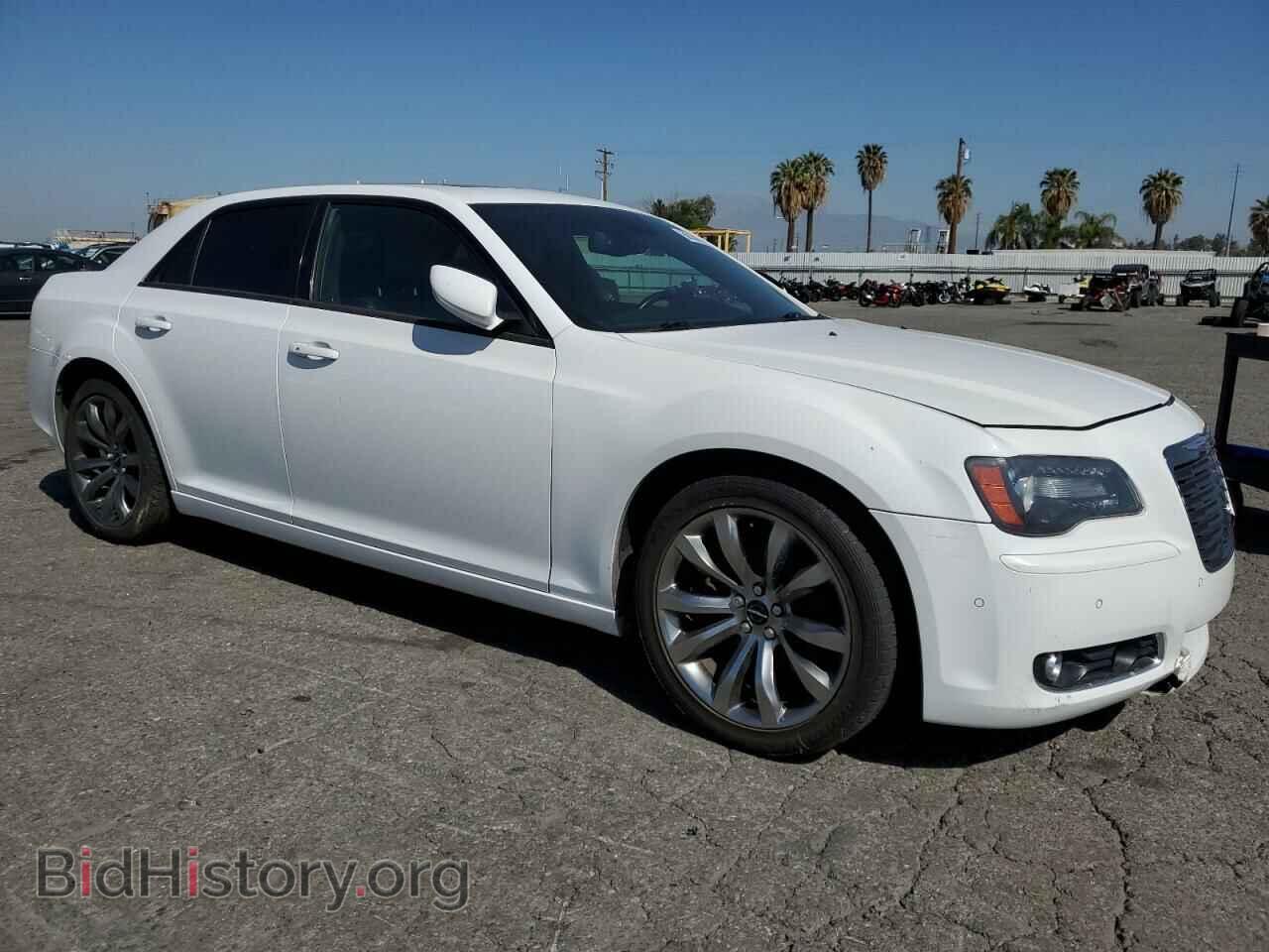 2014 CHRYSLER 300 - VIN: 2C3CCABG2EH273081 - Фото 4