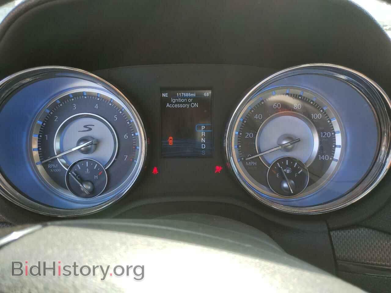 2014 CHRYSLER 300 - VIN: 2C3CCABG2EH273081 - Фото 9
