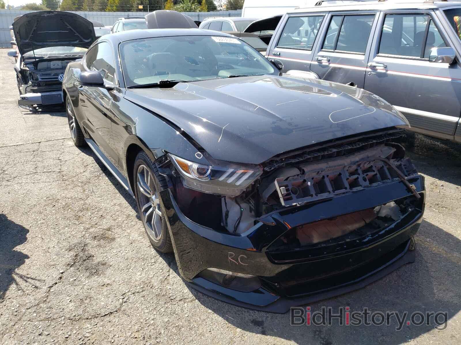 Photo 1FA6P8TH9F5404437 - FORD MUSTANG 2015