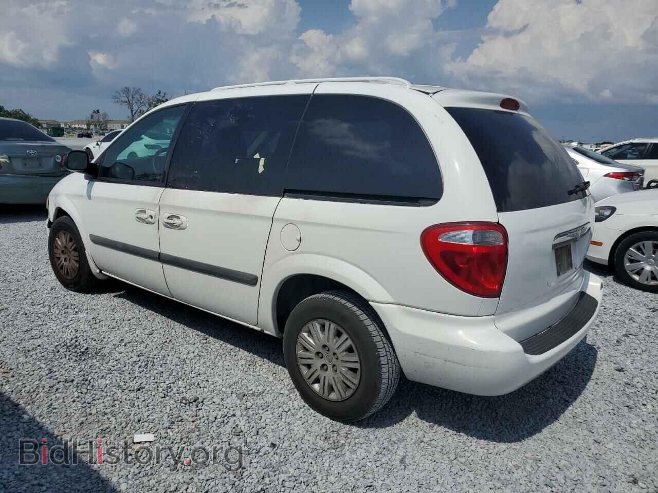 2006 CHRYSLER MINIVAN - VIN: 1A4GP45R66B739227 - Фото 2
