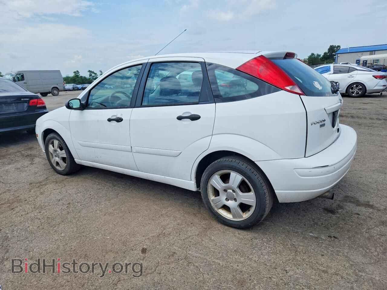 2005 FORD FOCUS - VIN: 3FAFP37N55R107759 - Фото 2