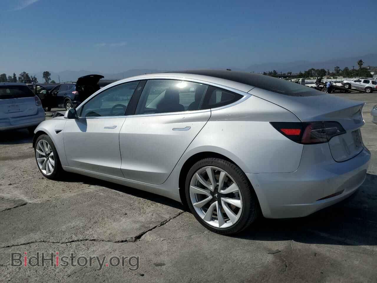 2018 TESLA MODEL 3 - VIN: 5YJ3E1EA9JF098891 - Photo 2
