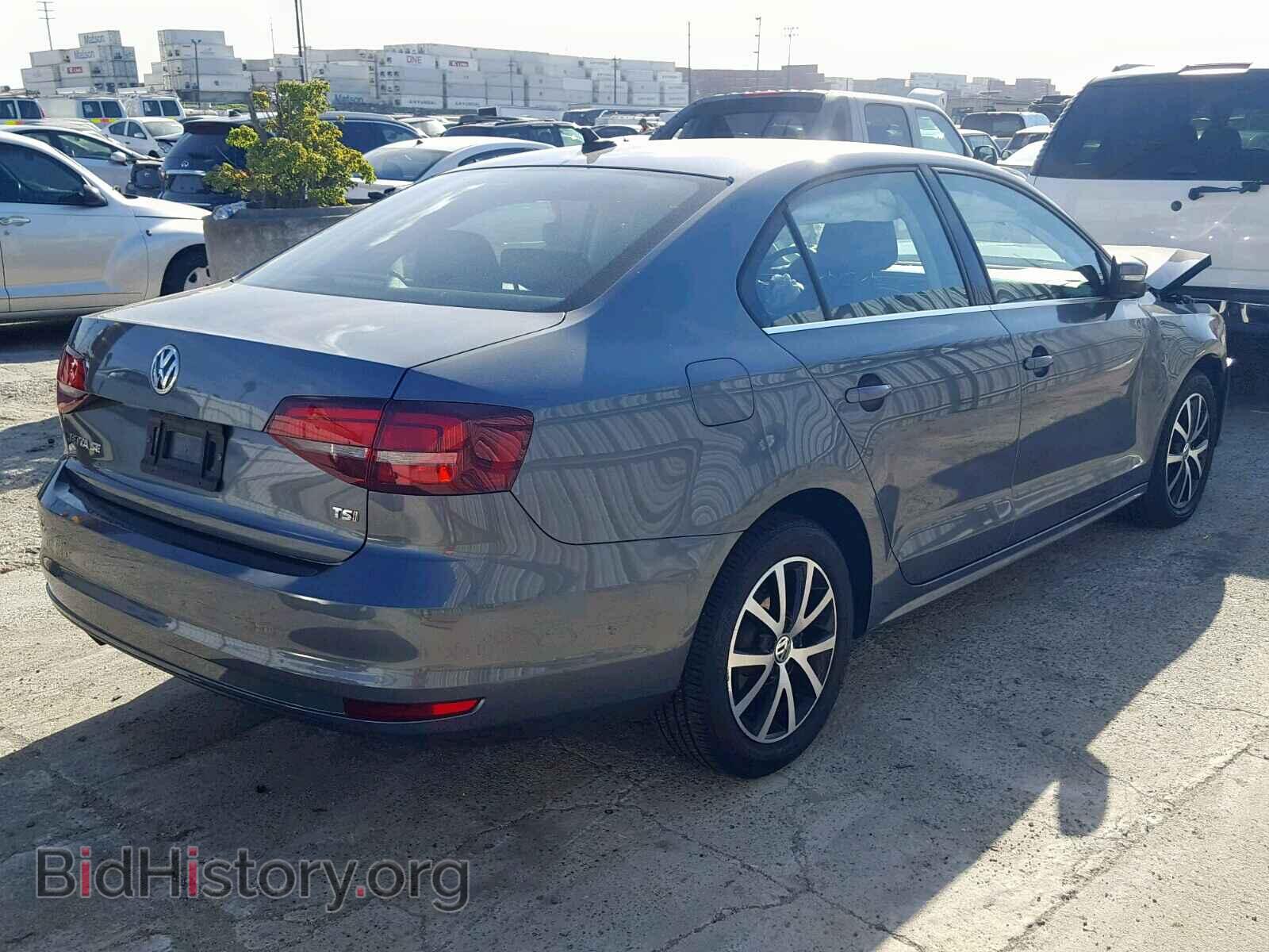 2017 VOLKSWAGEN JETTA - VIN: 3VWDB7AJ7HM239143 - Фото 4