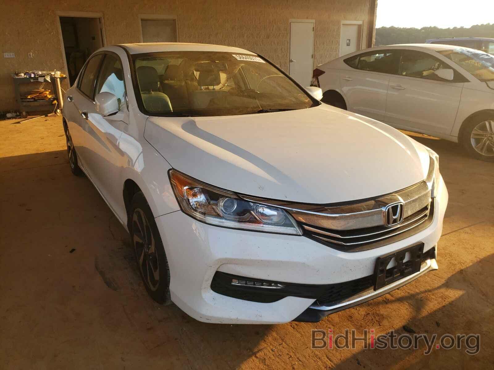 Photo 1HGCR3F82HA003037 - HONDA ACCORD 2017