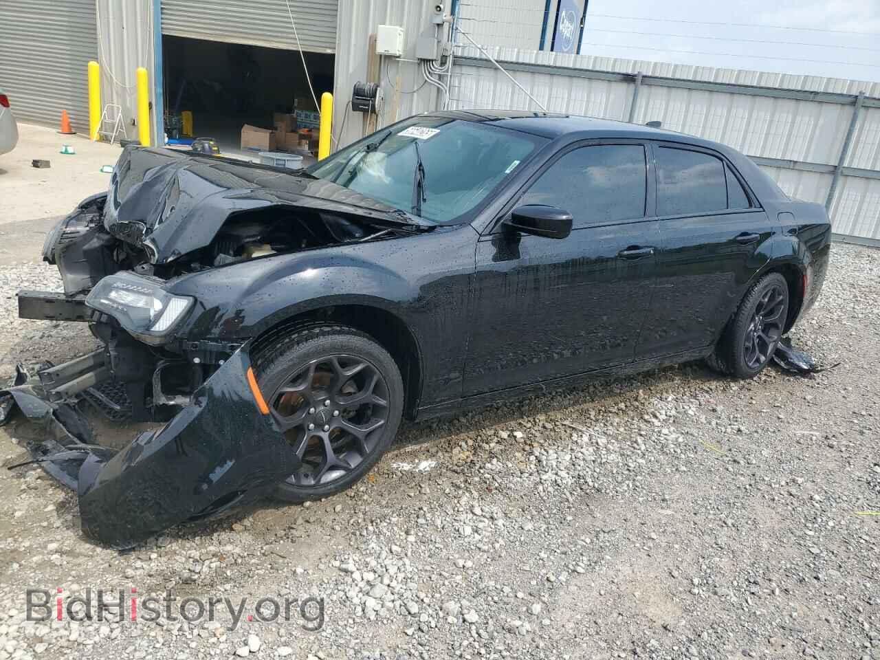 Фотография 2C3CCABG0KH565971 - CHRYSLER 300 2019