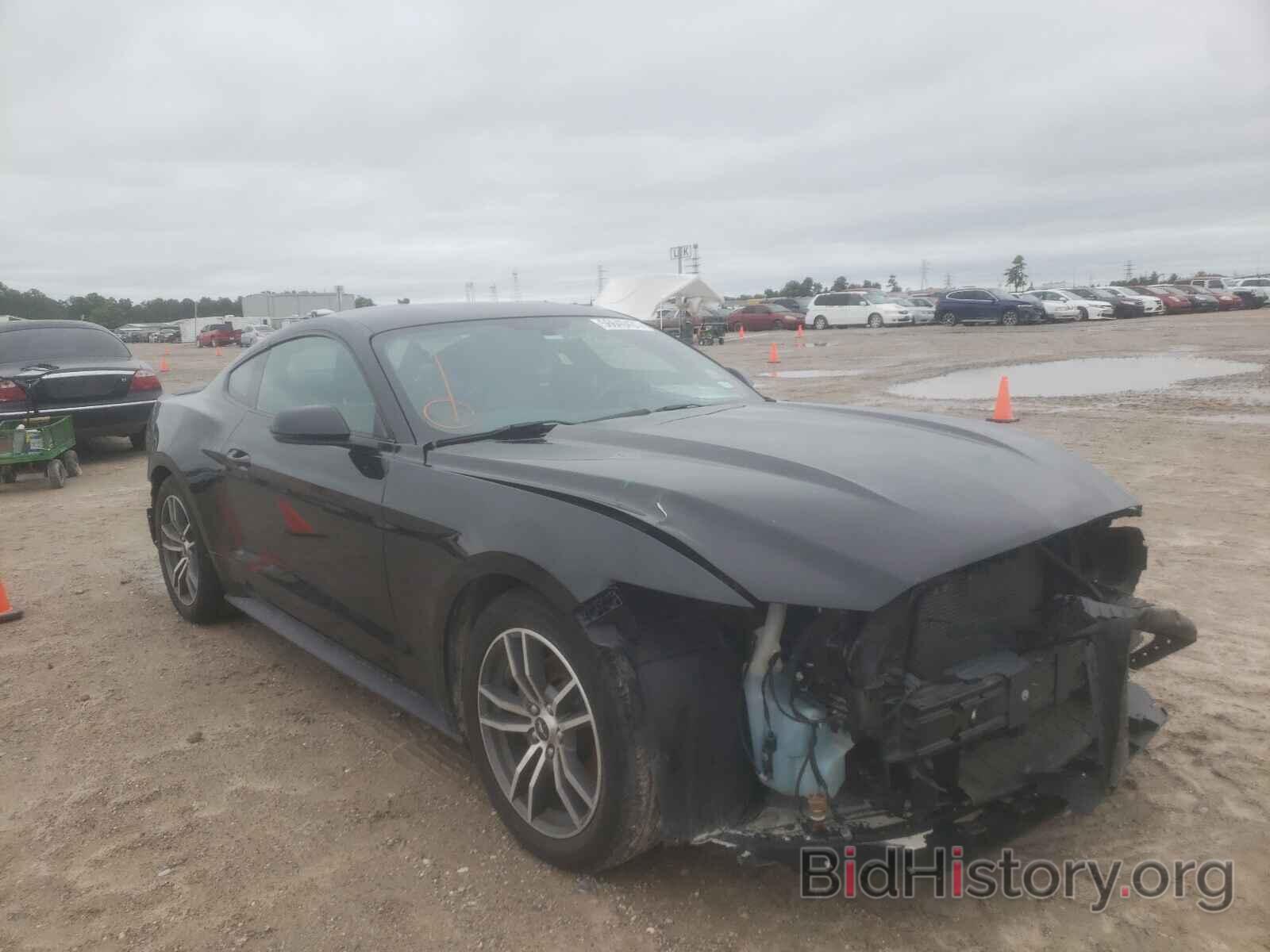 Photo 1FA6P8TH5G5210490 - FORD MUSTANG 2016